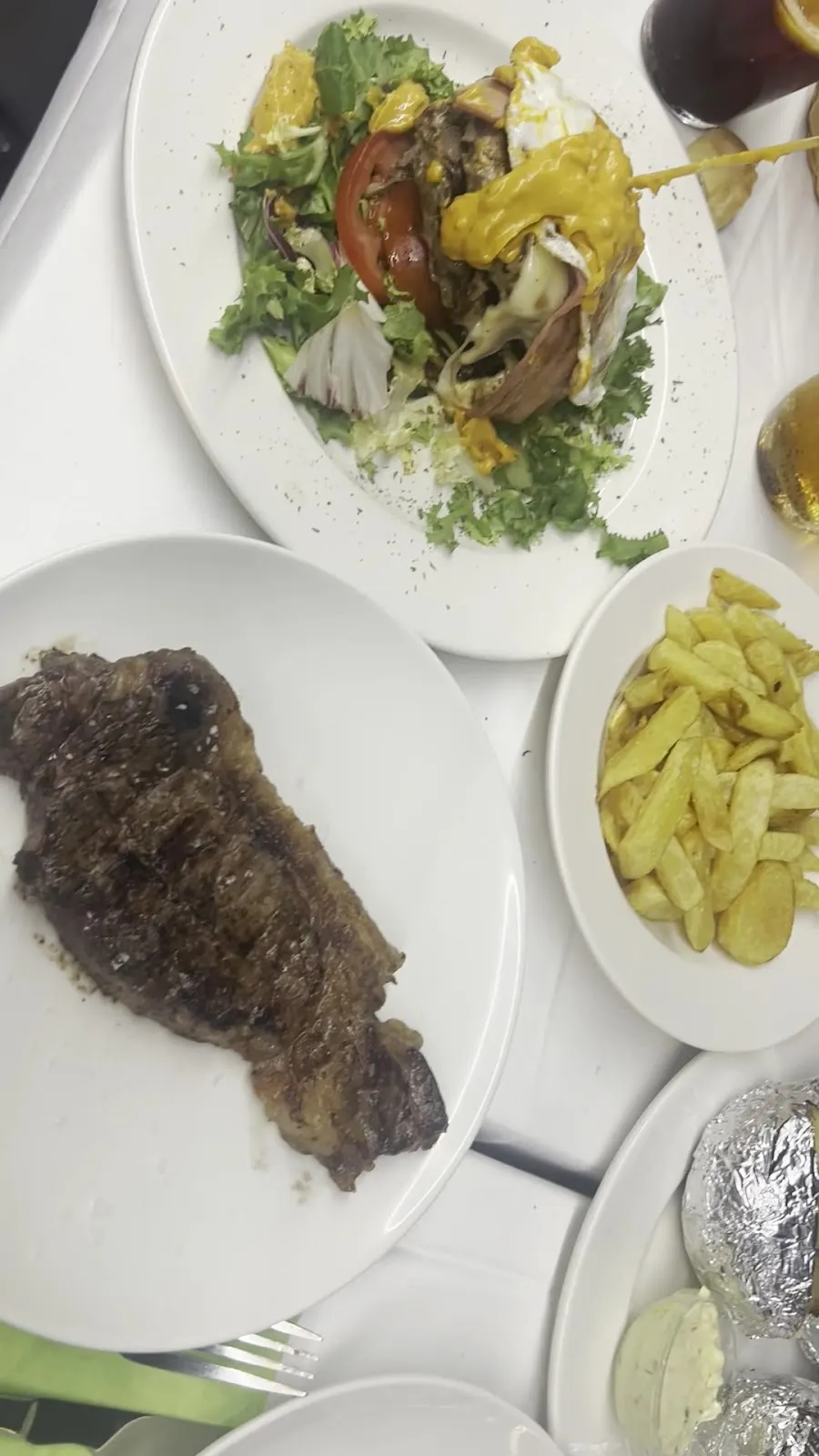 St. Gregory’s Restaurante A La Brasa en Hacienda Dos Mares, entorno de Plaza Bohemia, Gran Vía de la Manga, 30380 La Manga del Mar Menor, Murcia, España