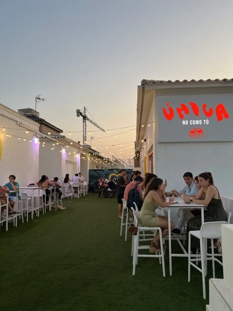 Única Burger Las Dunas en Complejo Comercial las Dunas, Ctra. de la Manga, Primer Piso, 30370 Cabo de Palos, Murcia, España