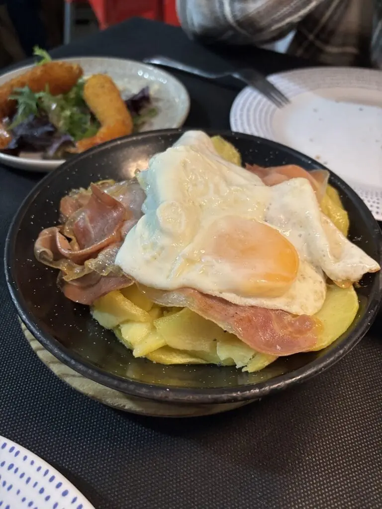 Plato combinado de La Sartenica en Cabo de Palos