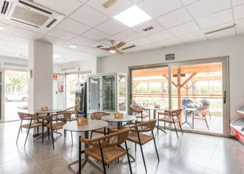 D´Taray en Gran Vía de la Manga, km 17, 30380 La Manga del Mar Menor, Murcia, España
