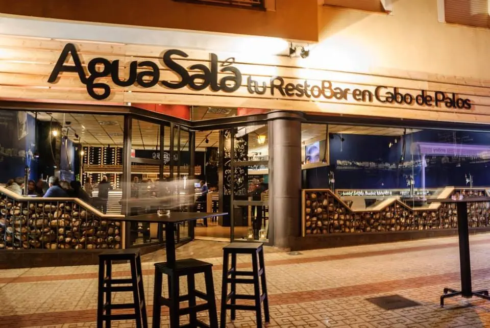 Exterior de Agua Salá, restobar en Cabo de Palos