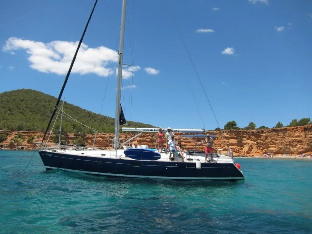 Navegación a vela con Alina Sailing en el Mar Menor