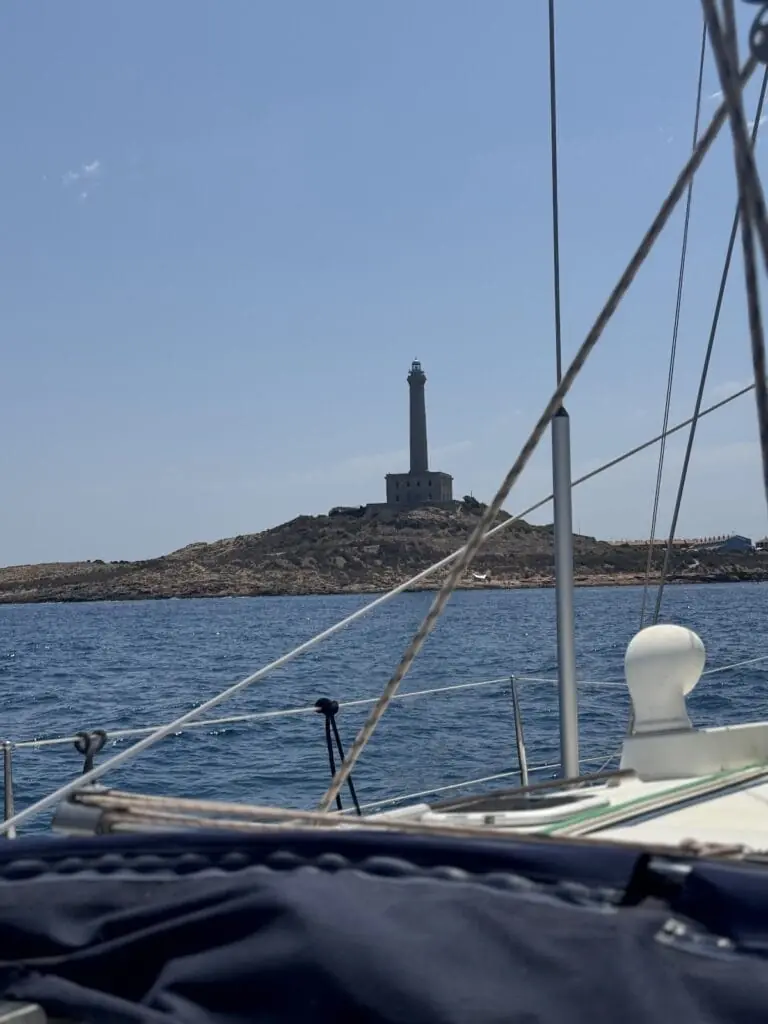 Grupo de navegantes con Alina Sailing, Puerto Tomás Maestre