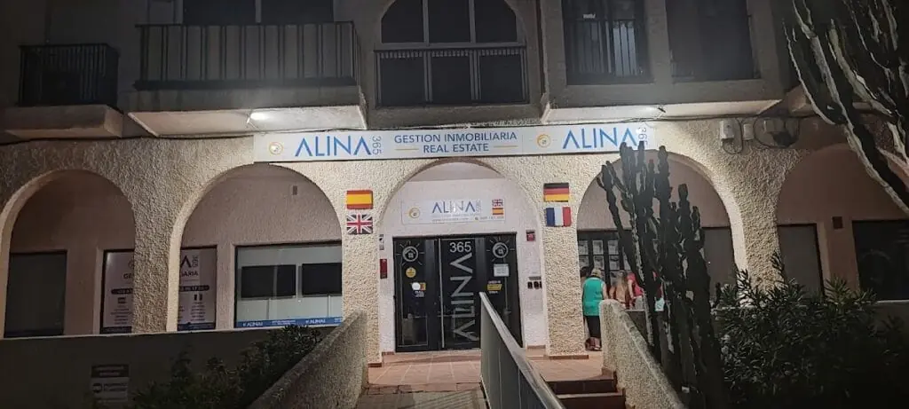 Edificio Marco Polo, La Manga, gestionado por Alina365
