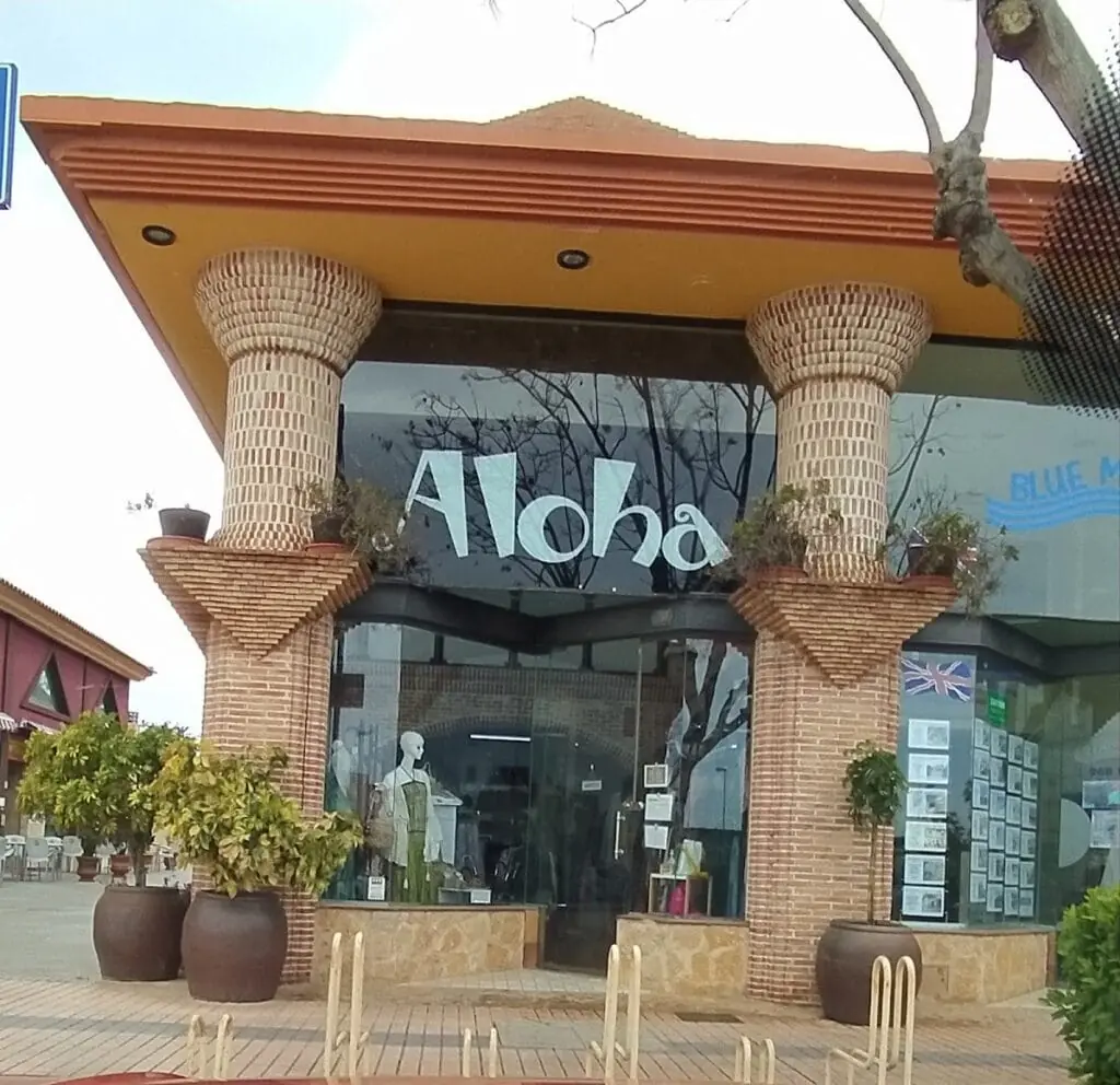 Ropa y complementos en Aloha moda&complementos, Los Belones