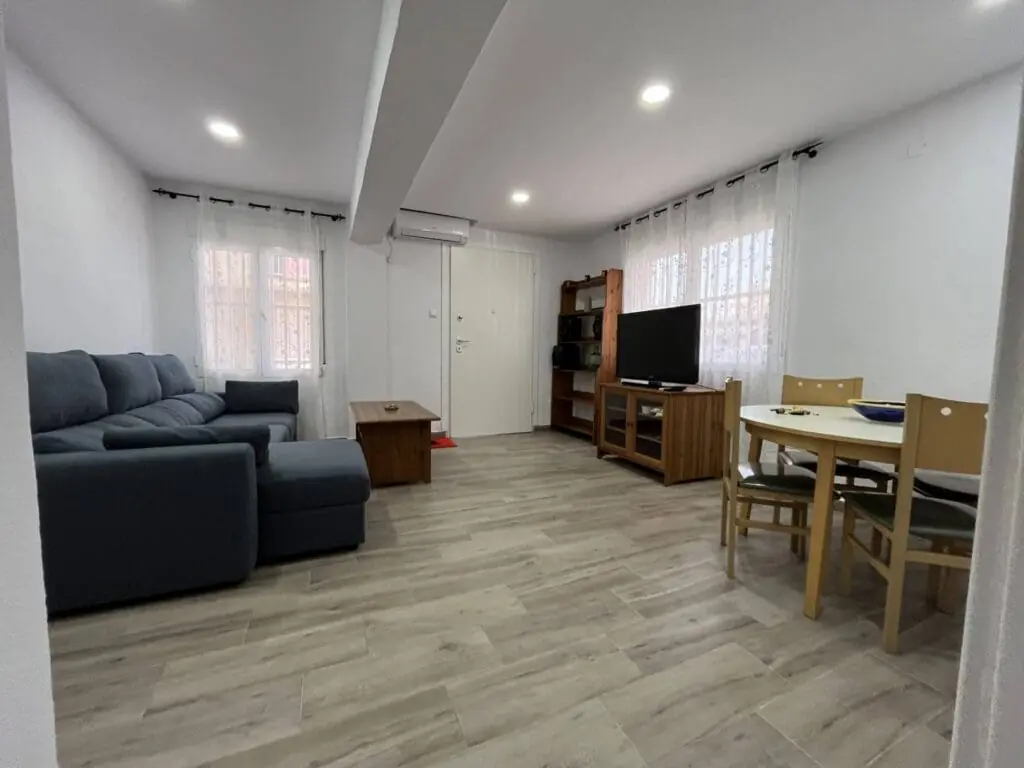 Dormitorio de Apartamento Subida al Faro con acceso al salón