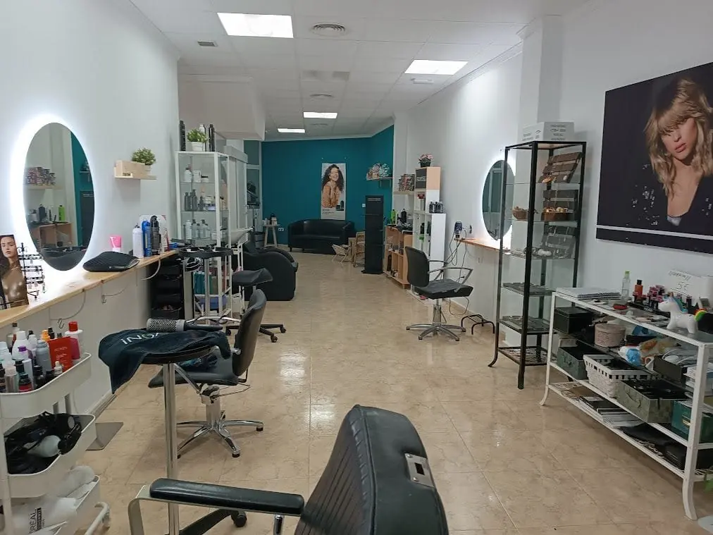 Fachada de AR Peluqueros en Los Belones