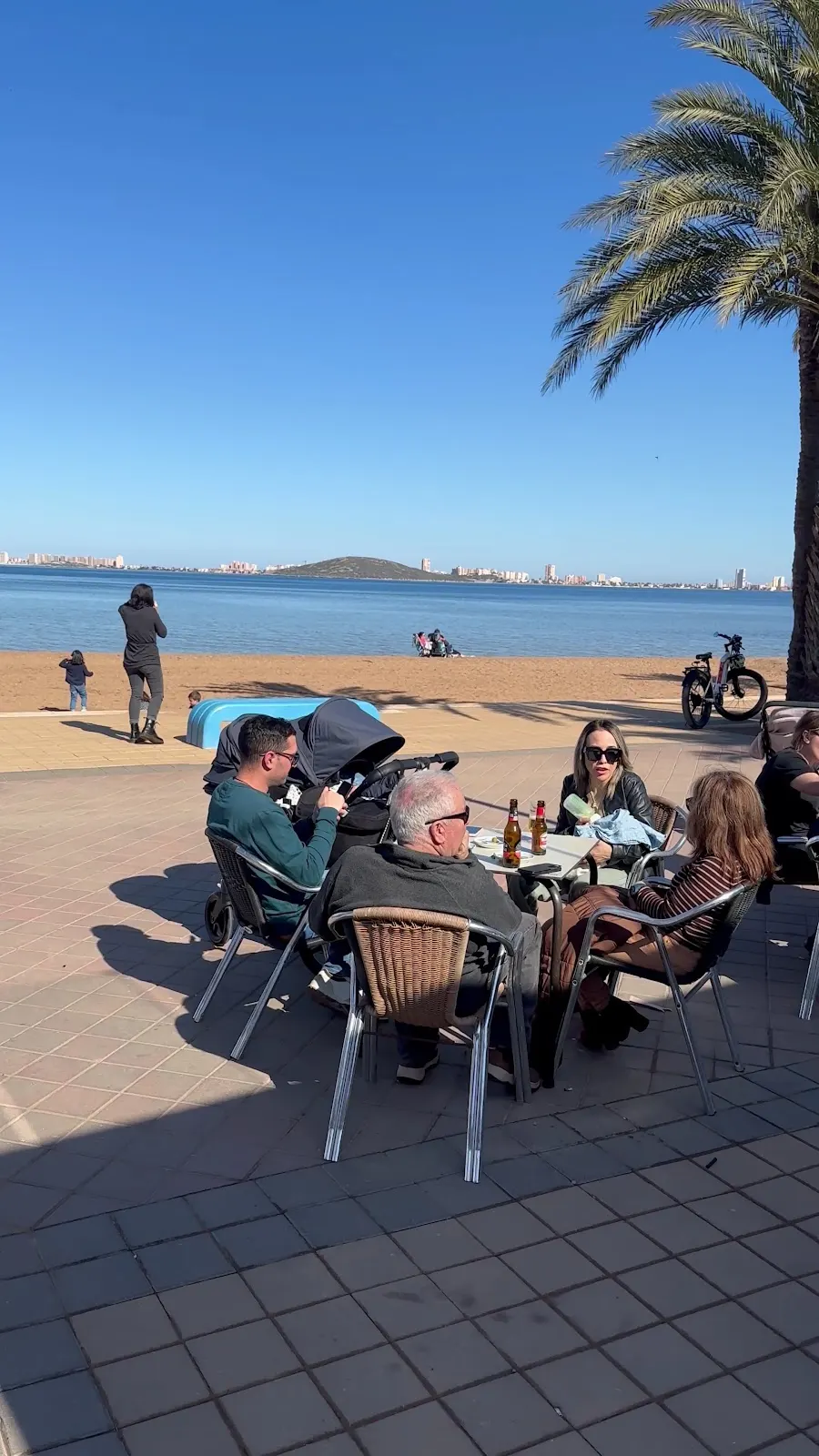 Ambiente de Arena Cafe en Mar de Cristal