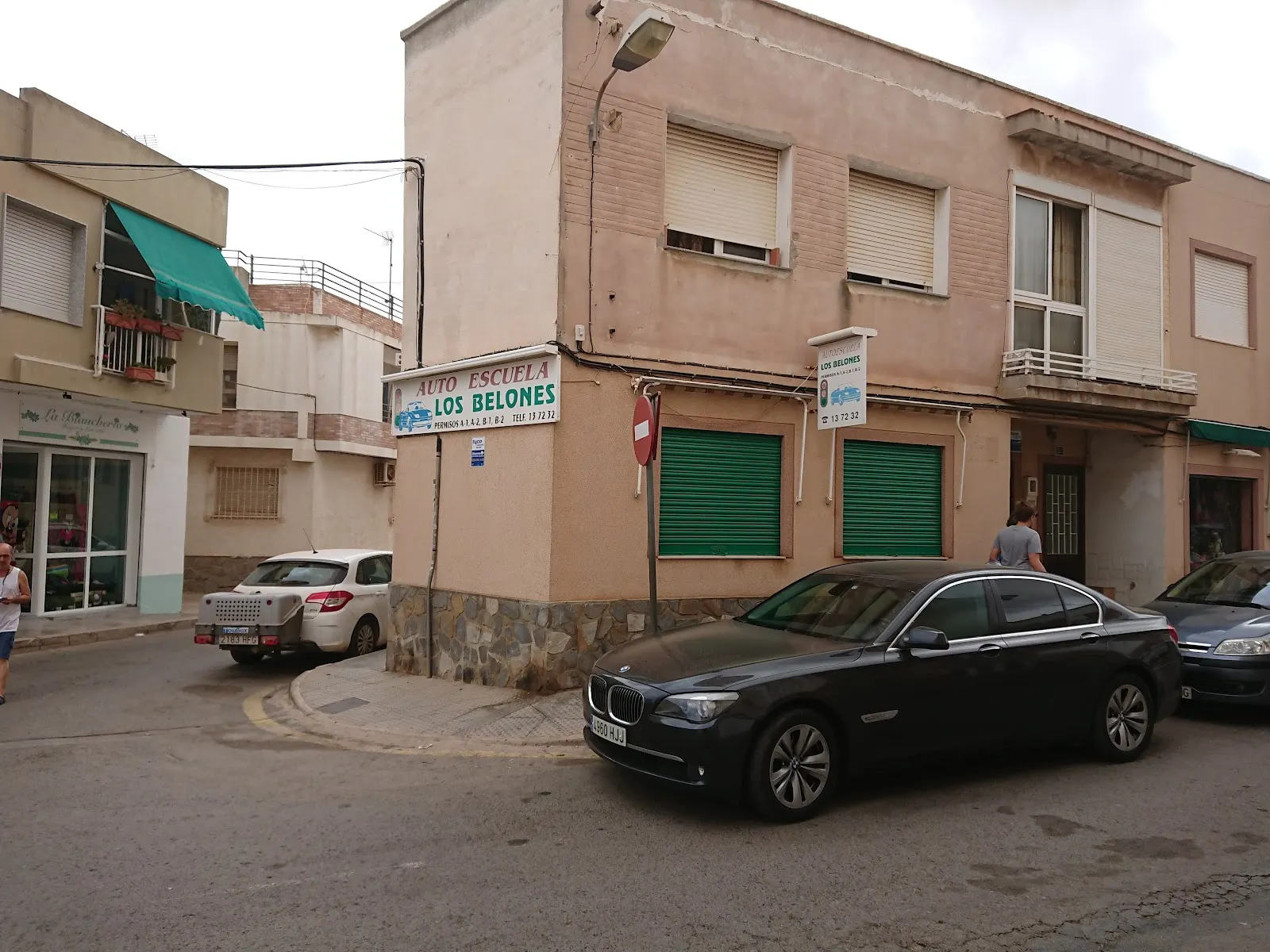 Vehículo de prácticas de la Autoescuela Los Belones