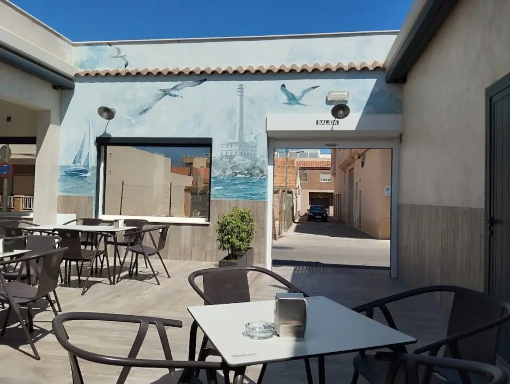 Terraza de Belones Bar en Los Belones