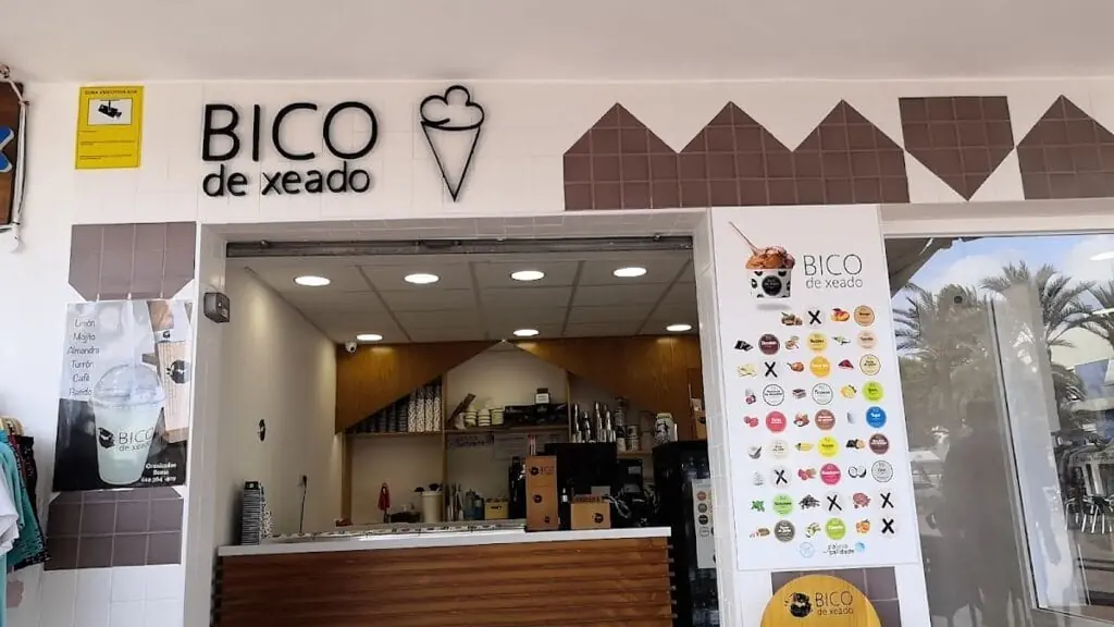 Mostrador y barra de helados de Bico de Xeado