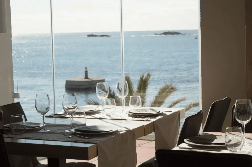Bocana De Palos en Cabo de Palos: terraza con vistas al puerto