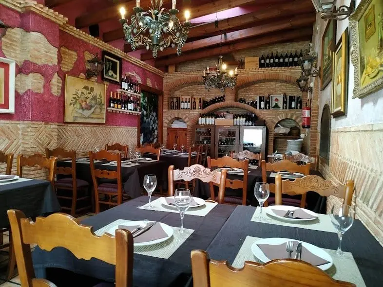 Comedor de Brasería Garnacha en Los Belones