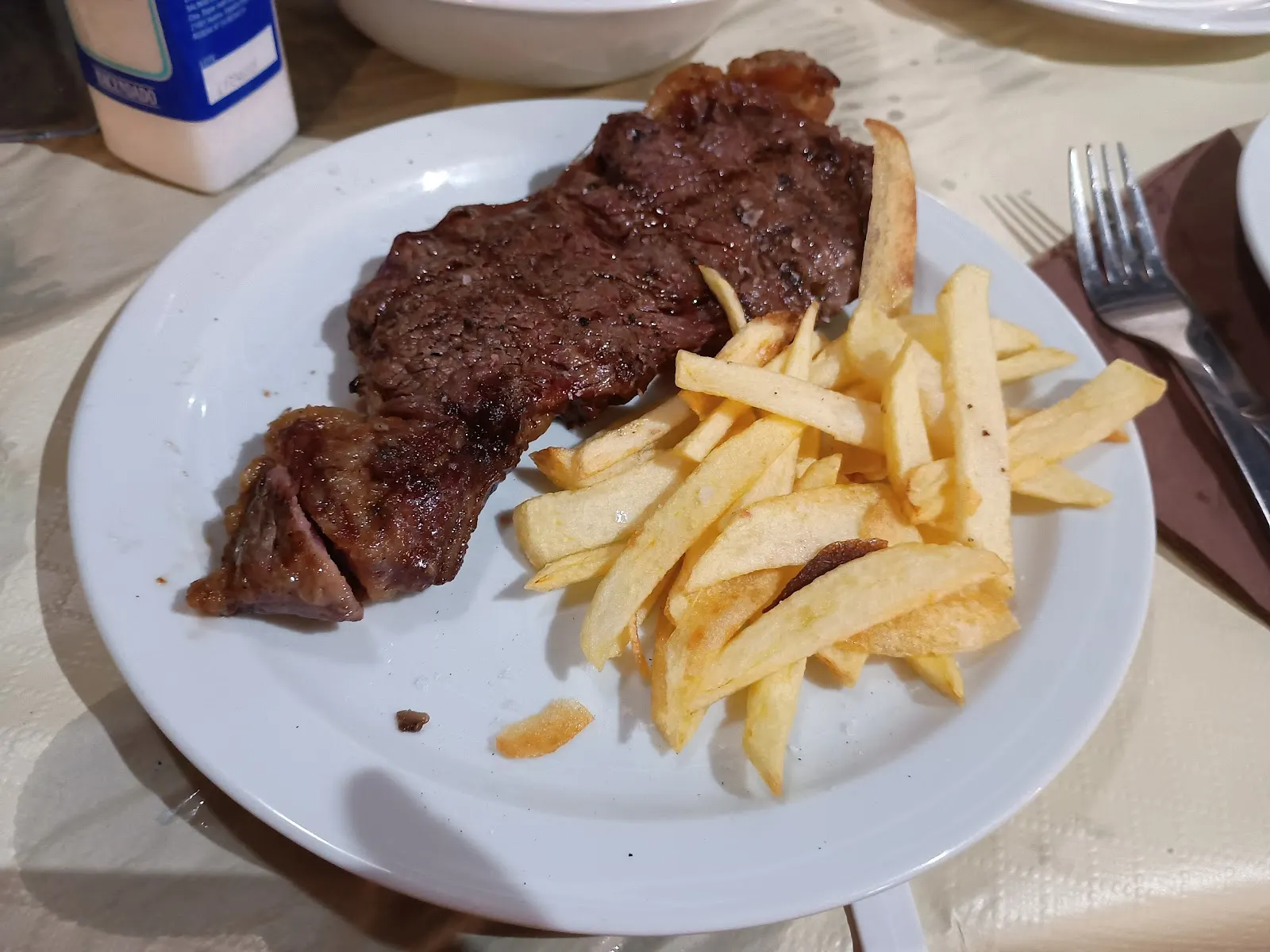 Comedor con terraza de Brasería La Vaca Gallega en La Manga