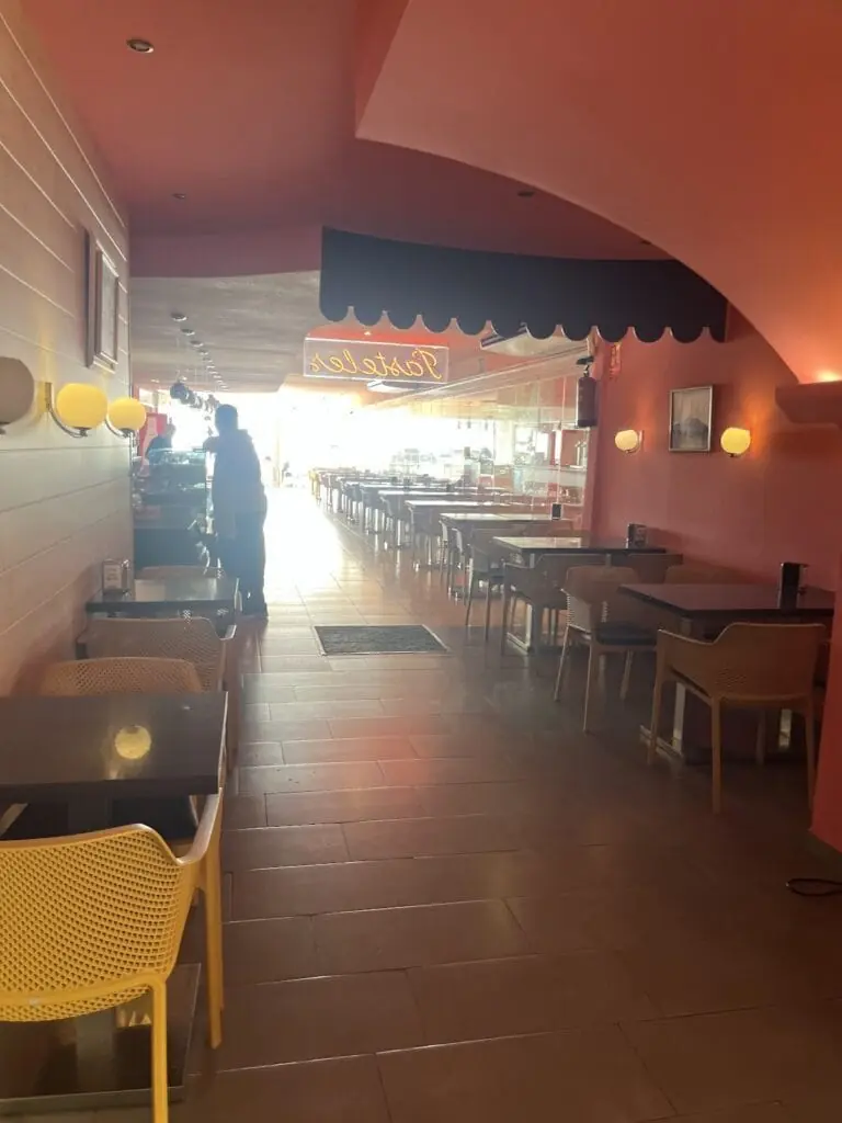 Interior de Busquets Cafetería-Heladería, Cabo de Palos