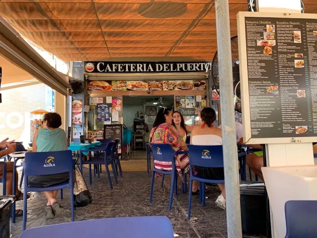 Vistas al puerto desde Cafetería DelPuerto