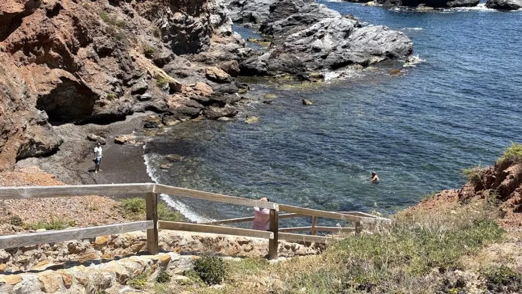 Escalera de acceso a Cala Roja (Cala de la Escalerica), Cabo de Palos