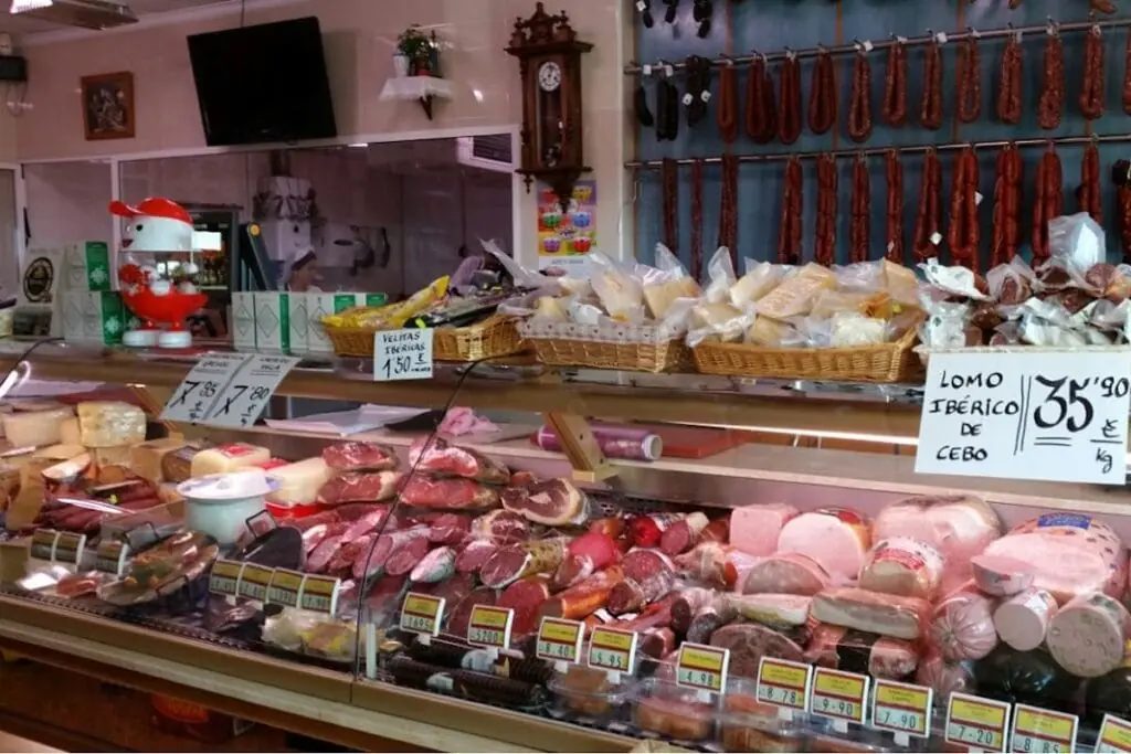 Jamón ibérico a la venta en Carnicería El Carpio