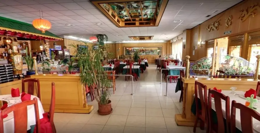 Chino Festivo en Cabo de Palos: salón comedor