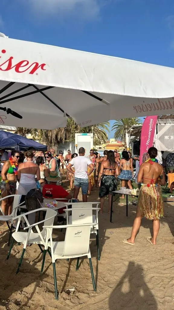 Chiringuito de Lola, terraza en Plaza del Cavanna, La Manga
