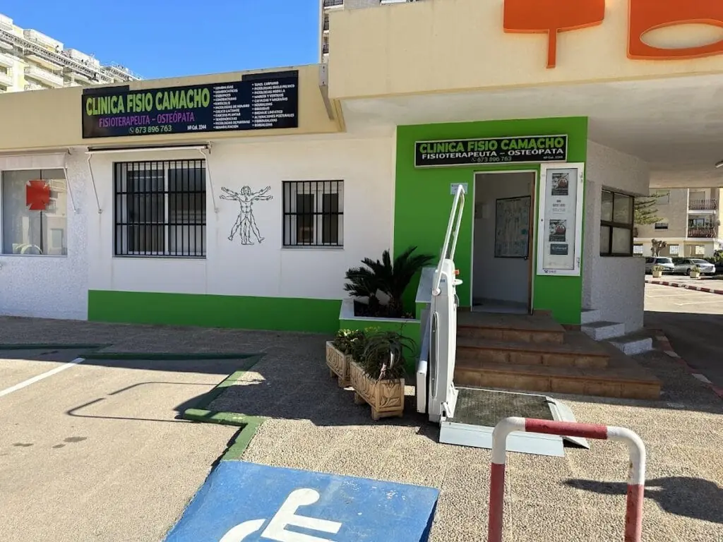 Fachada de Clínica Fisio Camacho en La Manga
