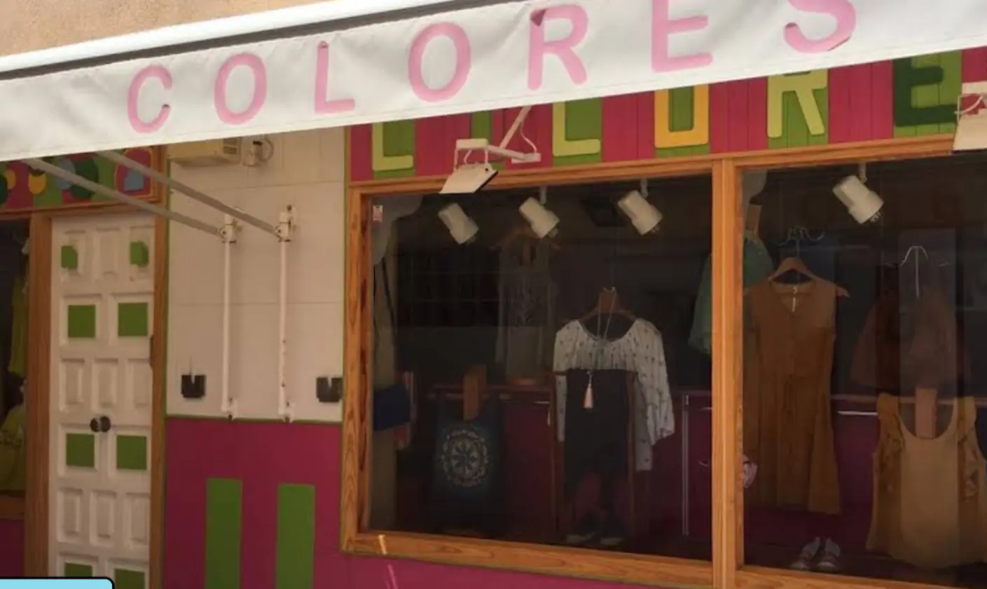 Fachada de Colores en Plaza Bohemia, La Manga