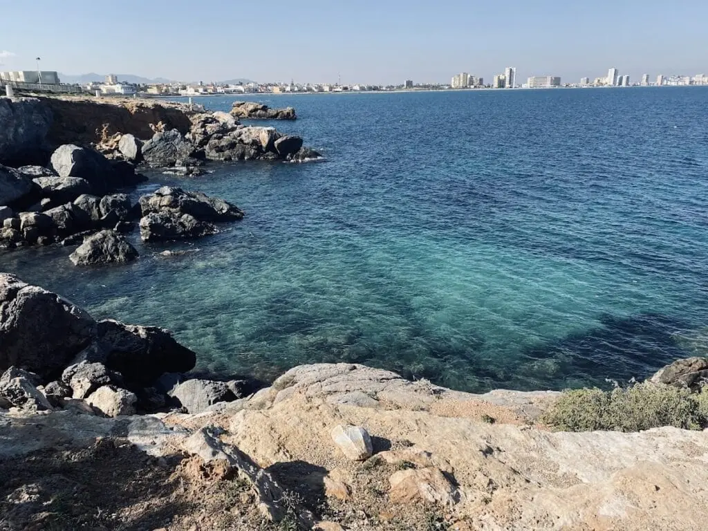 Vista de Cabo de Palos desde la Cruz Memorial Víctimas del Sirio