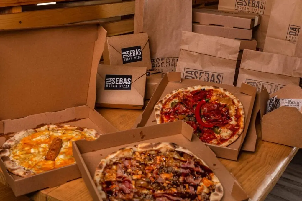 Pizzas de Dasebas Urban Food preparadas para llevar