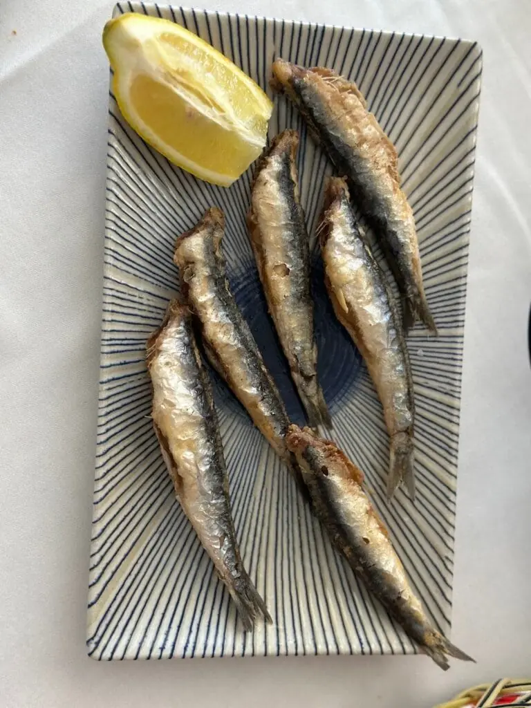 Sardinas servidas en Don Papeo, La Manga