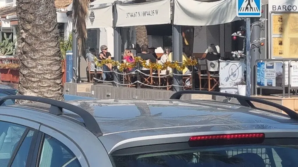 Fachada de Falúa Café Bar Internet en La Manga