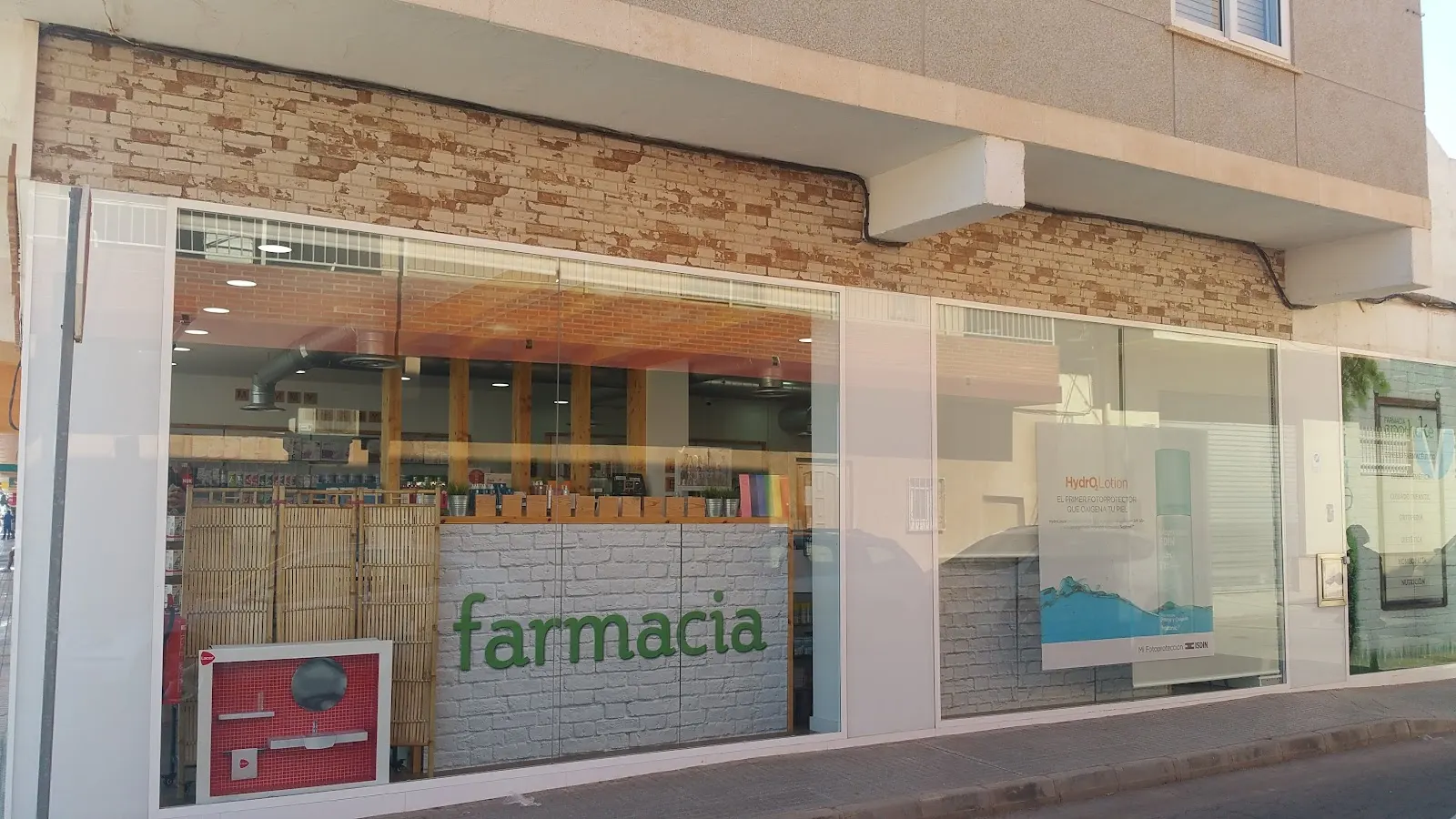 Productos de Farmacia Rocío Roca en Los Belones