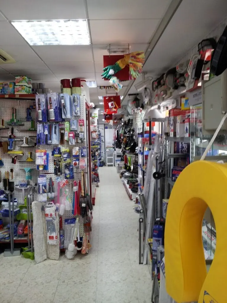 Herramienta y artículos náuticos en Ferretería ZOKO