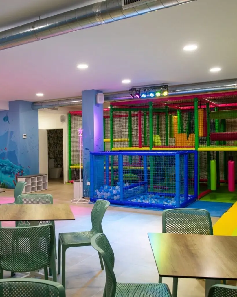 Flamenco Park La Manga – espacio de ocio infantil (parque, karaoke y celebraciones) en La Manga Club, imagen 1