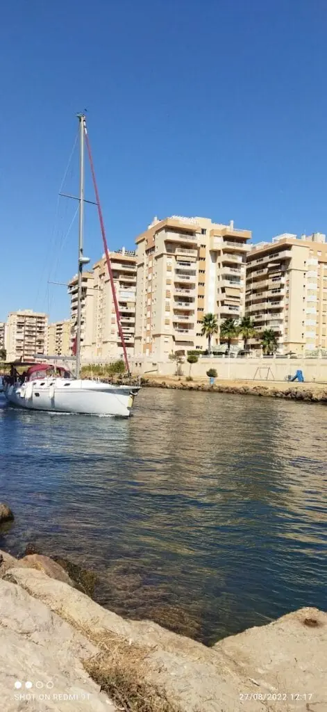 Oficina de Inmobiliaria El Estacio
