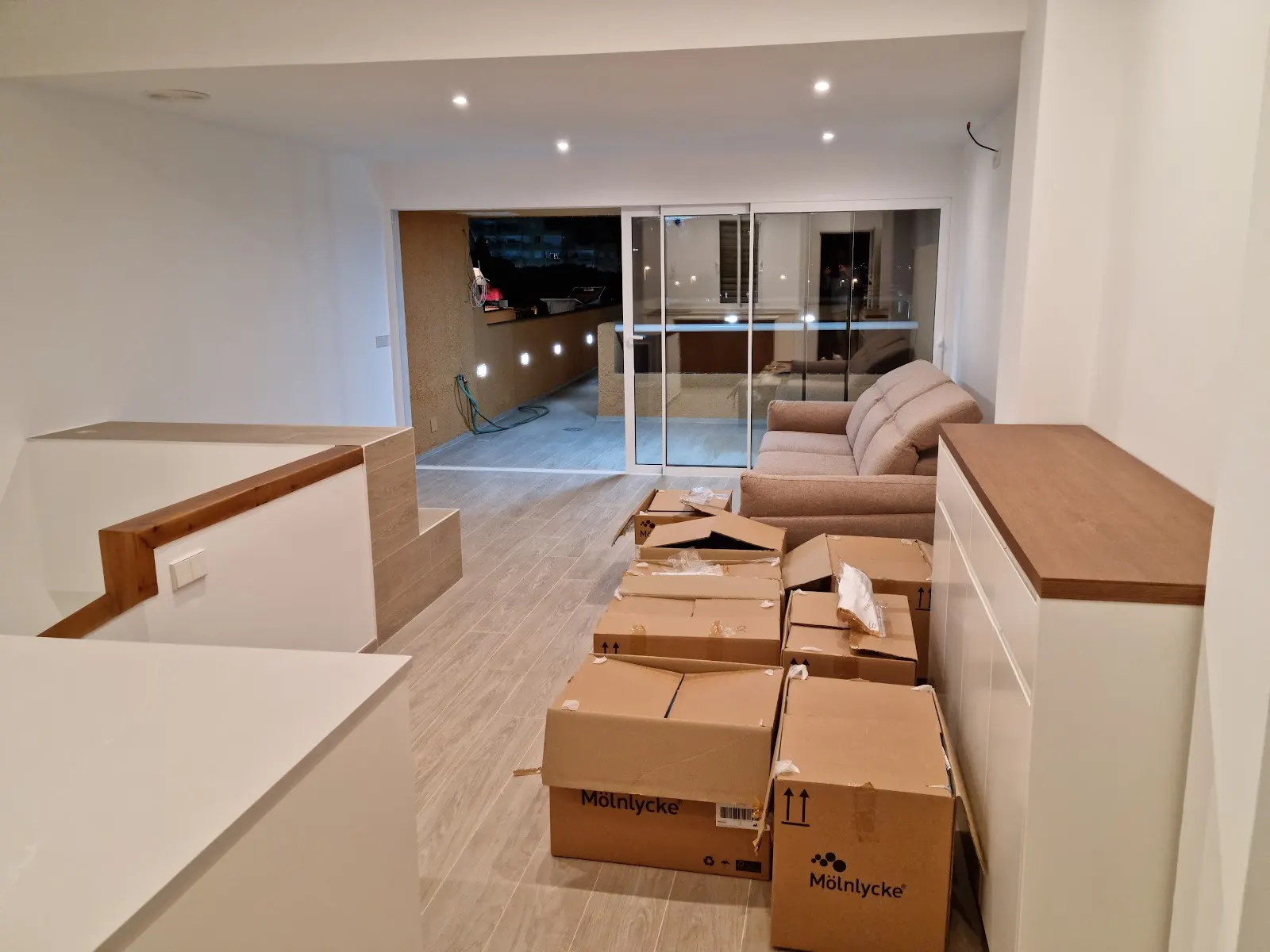 Salón del apartamento de un dormitorio en Inmovecos Superáticos 18