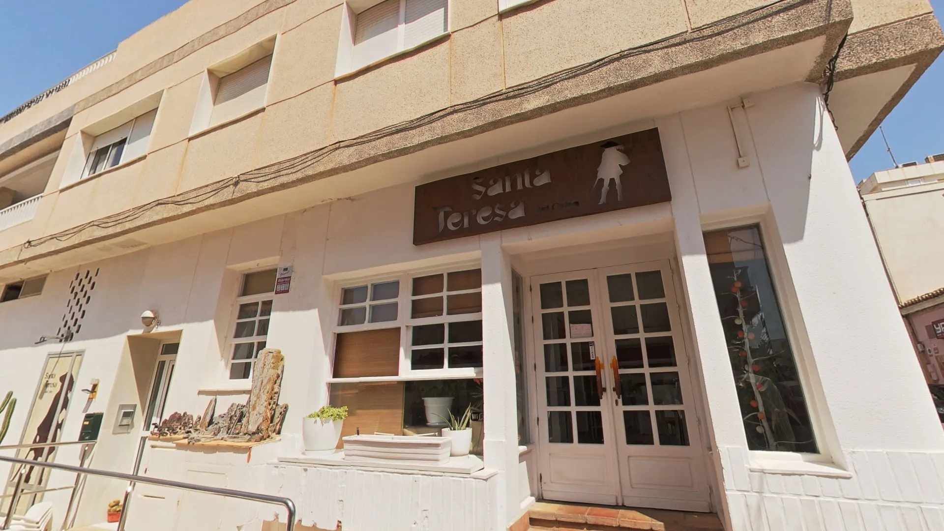 Complementos étnicos en Karnataka, Cabo de Palos