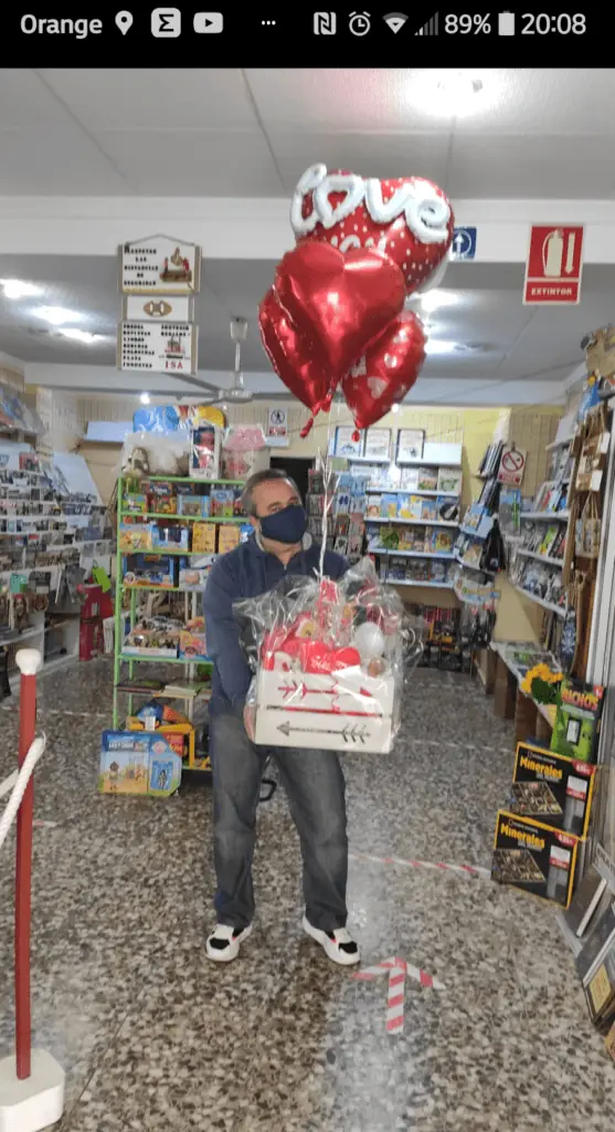 Libros y regalos en LA ISA, Cabo de Palos