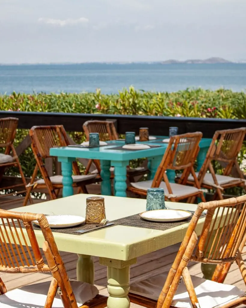 Terraza de La Mestiza con vistas al Mar Menor