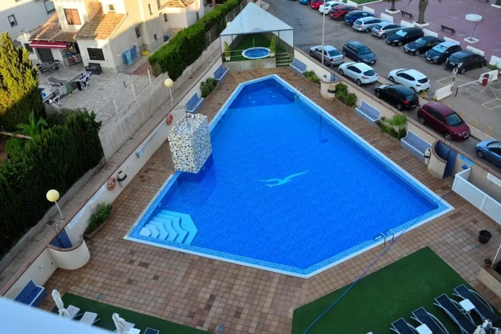 Piscina exterior de Las Gaviotas Hotel