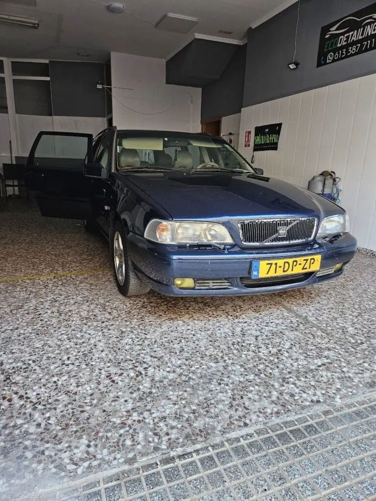 Lavado ecológico de coches en EcoDetailing, Los Belones