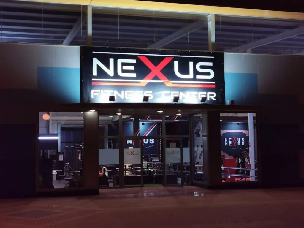 Clase dirigida de CrossFit en Nexus Fitness Center