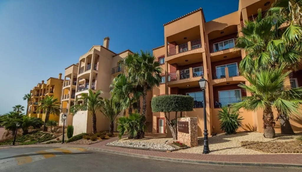 Edificio de apartamentos de Ona Lomas Village en La Manga Club