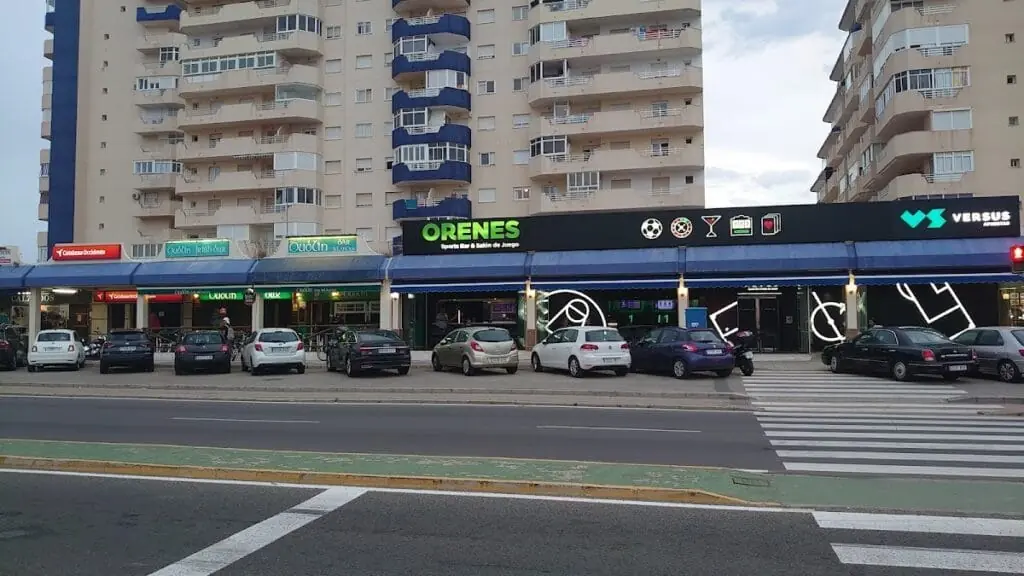 Pantallas gigantes de Orenes Sports Bar para eventos deportivos