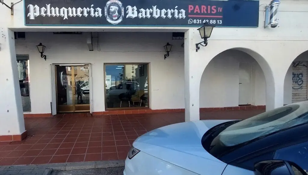 Fachada de Peluquería Barbería Paris 4 en La Manga