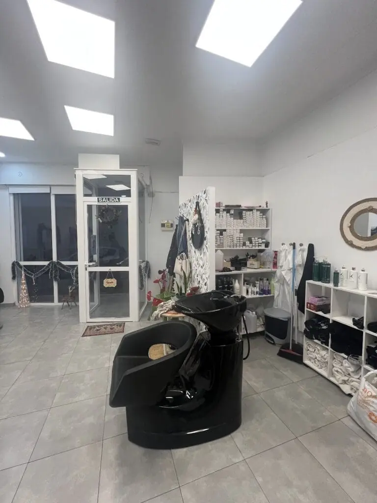 Detalle de Peluqueria Raquel en Los Belones