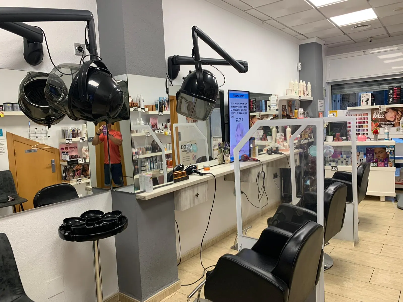 Otra imagen de Peluqueria y Estetica Anays en Los Nietos