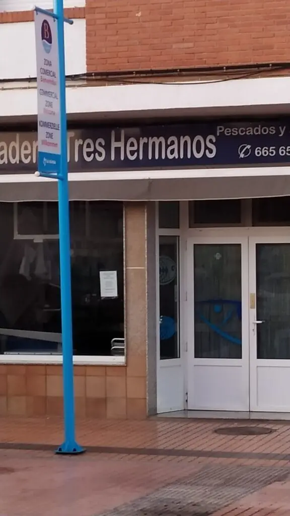 Género fresco de Pescadería Tres Hermanos, Los Belones
