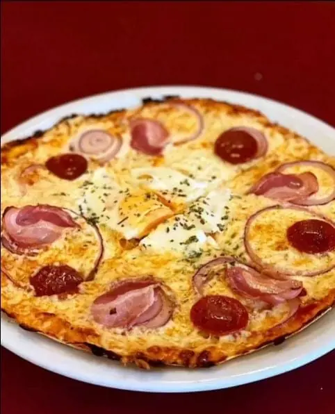Pizza de horno de leña en Pizzería Trattoria Trastevere