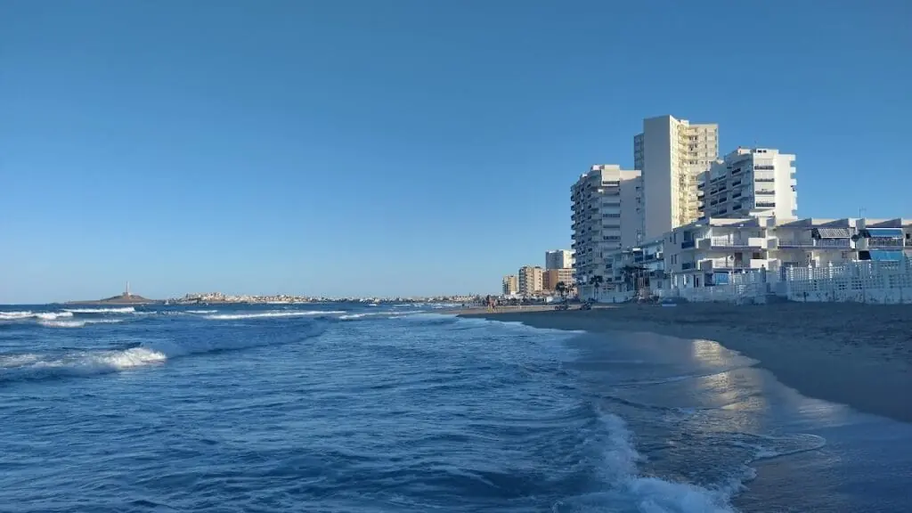 Playa las Sirenas (Playa del Barco Perdido) en La Manga del Mar Menor