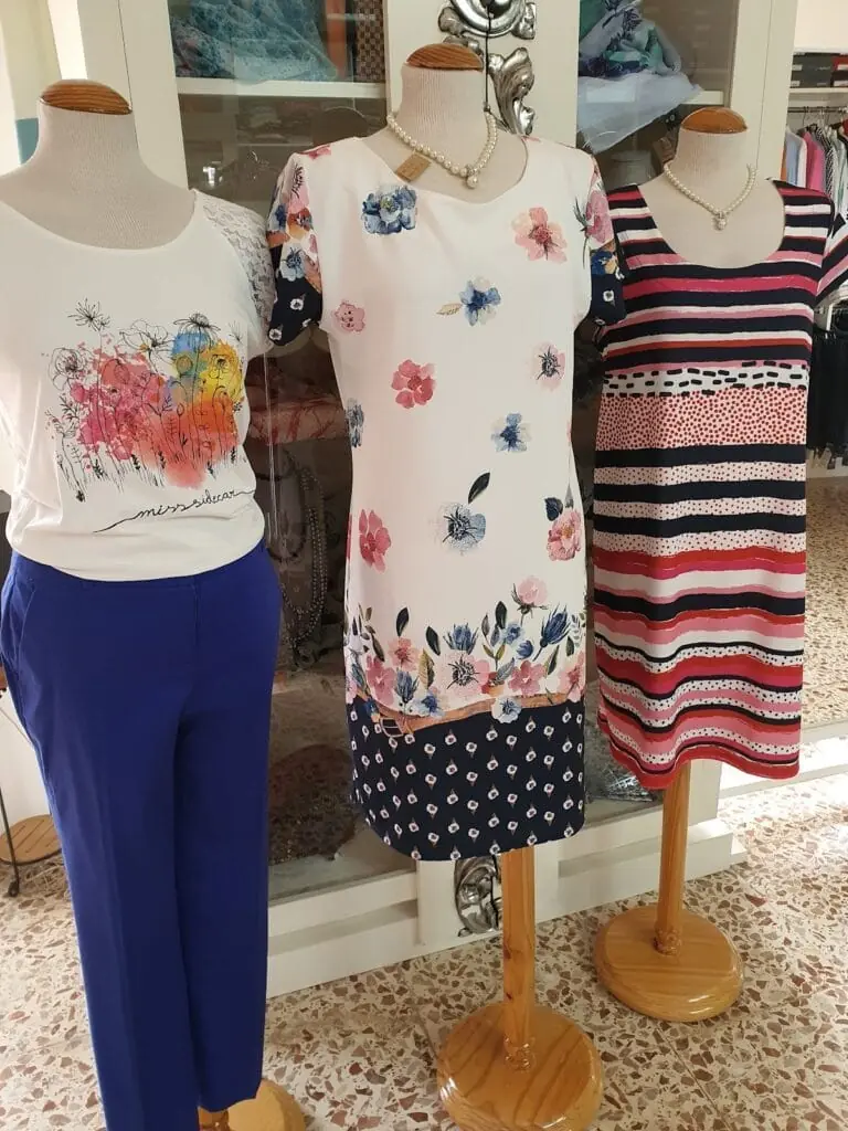 Interior de la boutique Posidonia La Manga